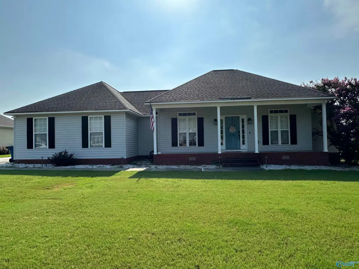 115 St Thomas Drive, Rainbow City, AL 35906 - #1