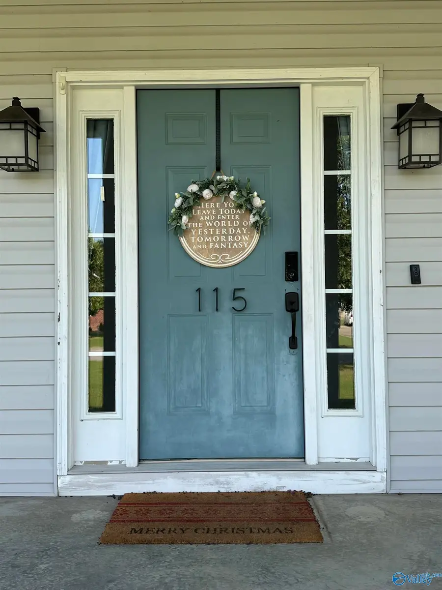 115 St Thomas Drive, Rainbow City, AL 35906 - #3