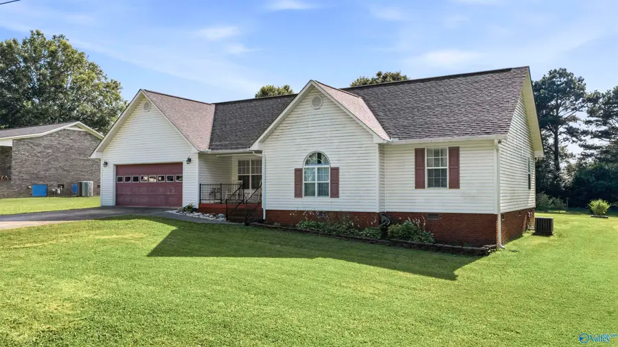 109 Lynn Circle, Crossville, AL 35962 - #2