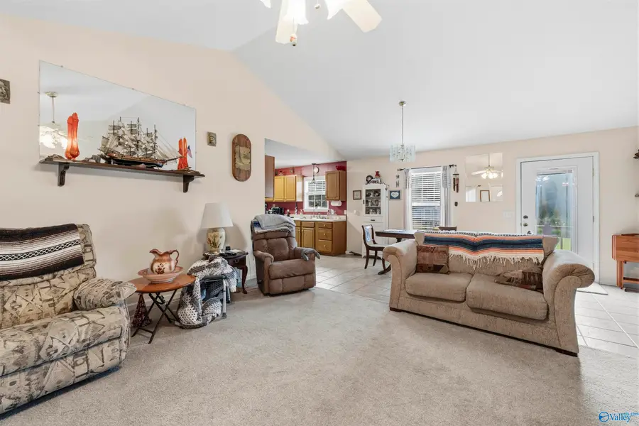 109 Lynn Circle, Crossville, AL 35962 - #3