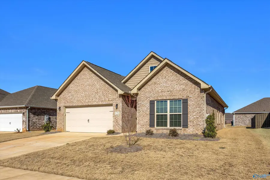121 Heritage Lakes Boulevard, New Market, AL 35761 - #2