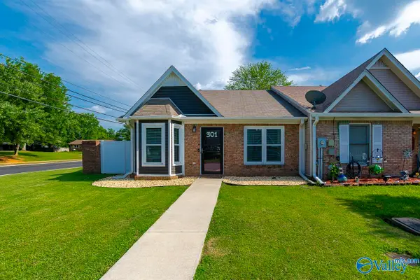301 Woodridge Drive Sw, Decatur, AL 35601