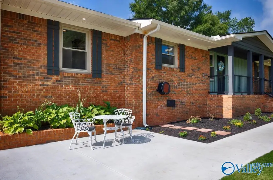 113 Jackson Avenue, Madison, AL 35758 - #3