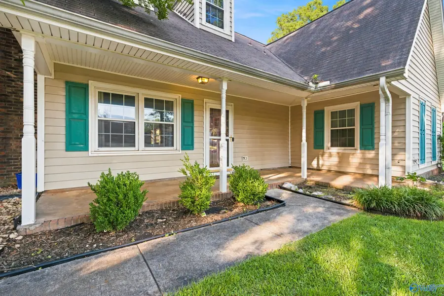 1037 Sandy Springs Road Nw, Huntsville, AL 35806 - #3