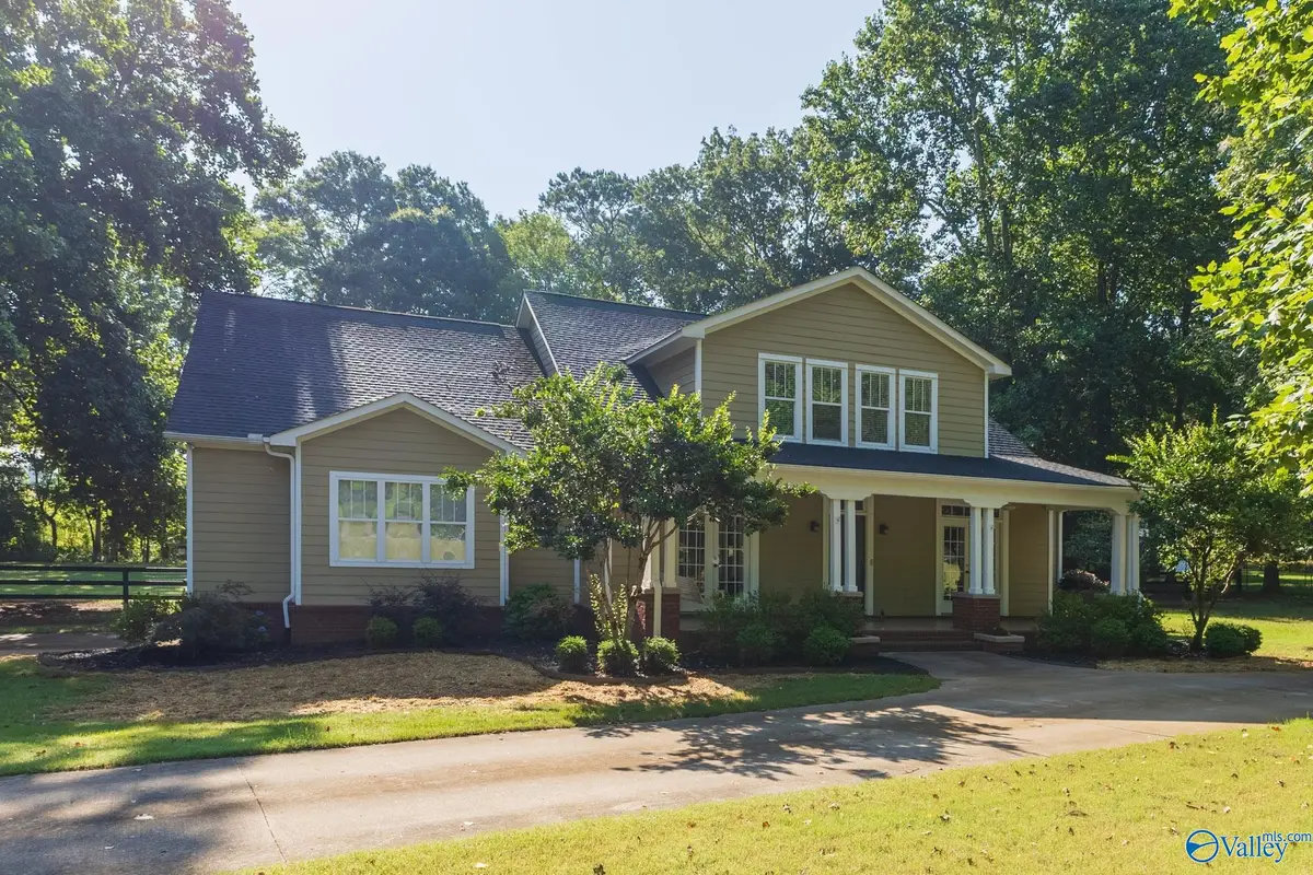 322 W T Garrison Lane Nw, Huntsville, AL 35810 - #1