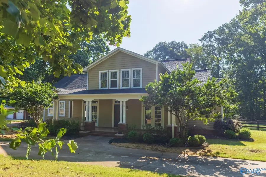 322 W T Garrison Lane Nw, Huntsville, AL 35810 - #2