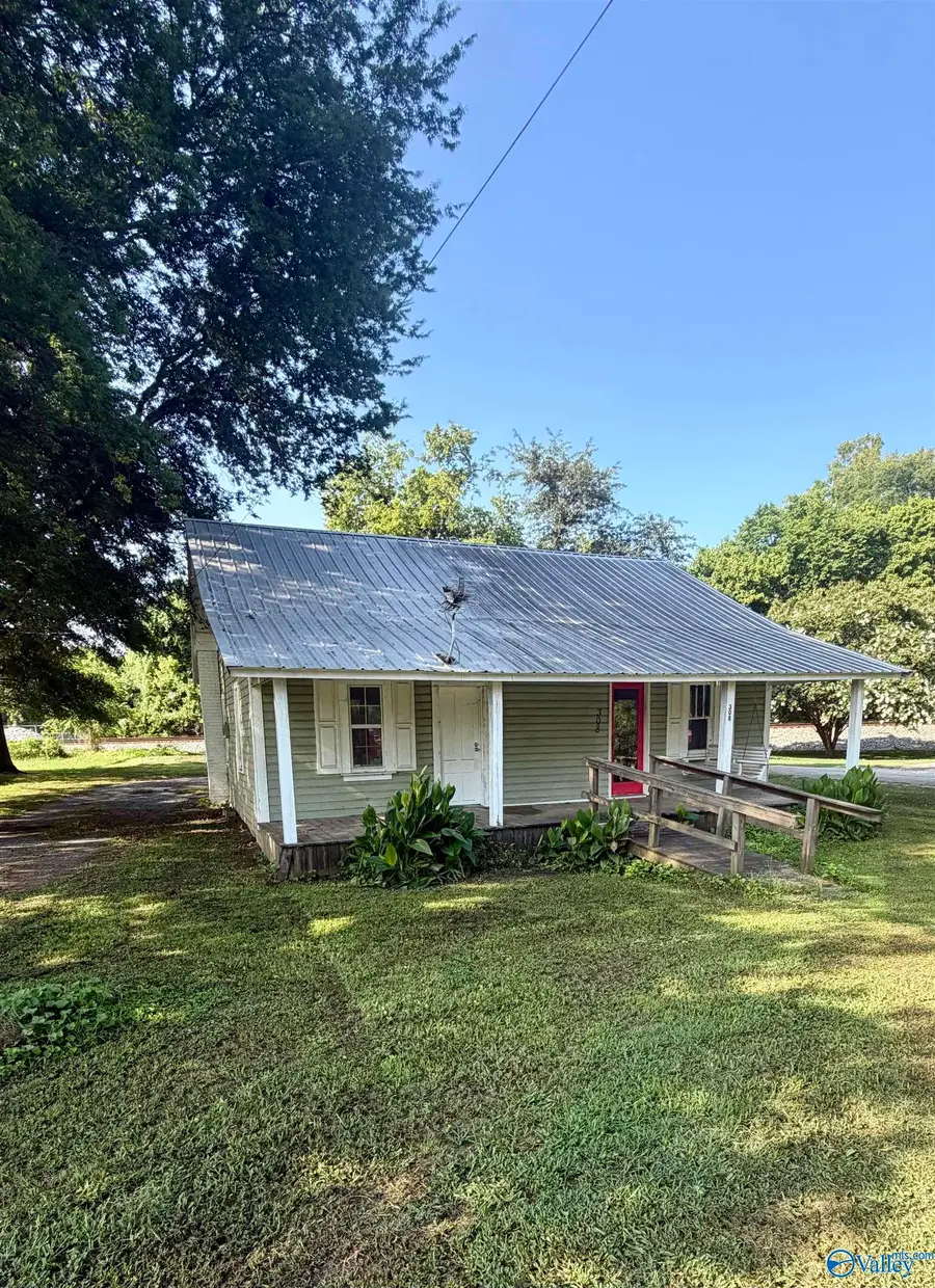 308 Tennessee Street, Courtland, AL 35618 - #3