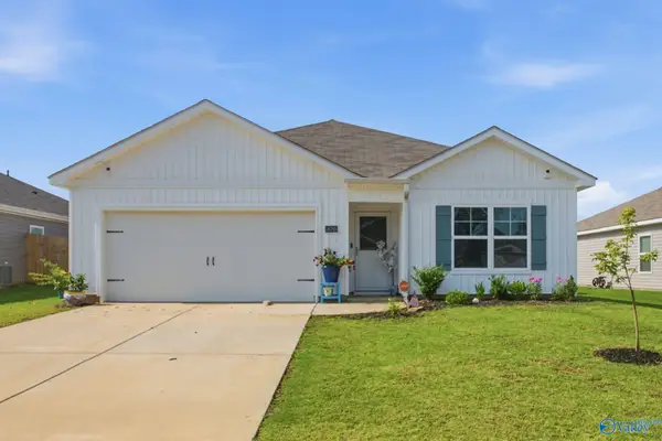 18795 Wicklow Circle, Athens, AL 35613
