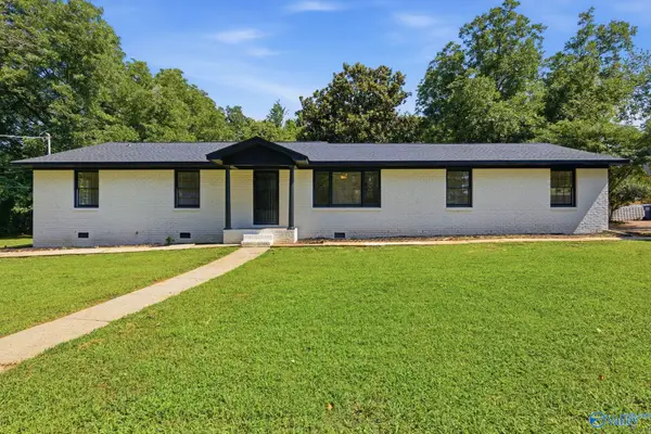 2006 Mythewood Drive Sw, Huntsville, AL 35803