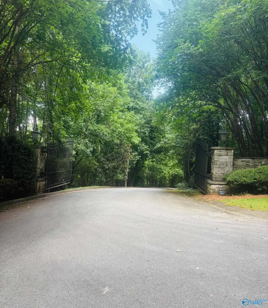 400 Northwoods Trail, Gadsden, AL 35901 - #3