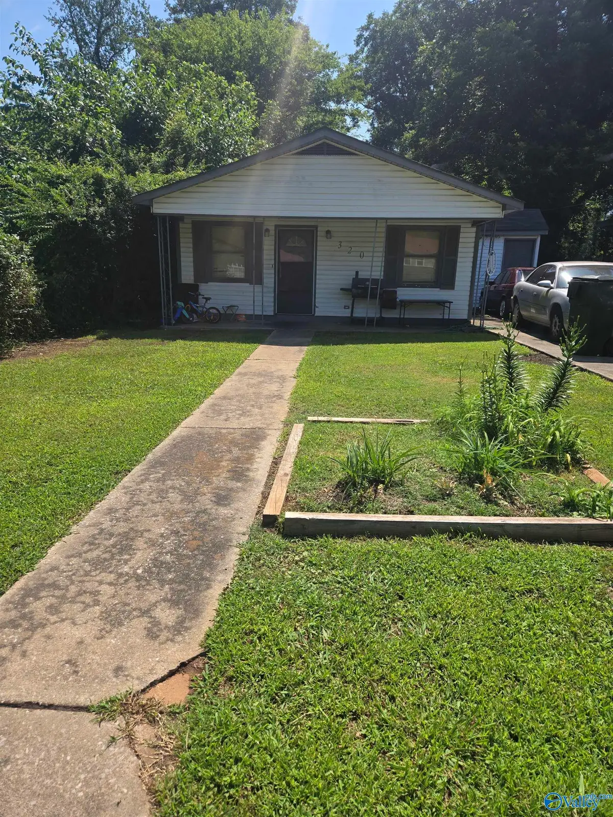 320 NW 11th Avenue Nw, Decatur, AL 35601 - #1