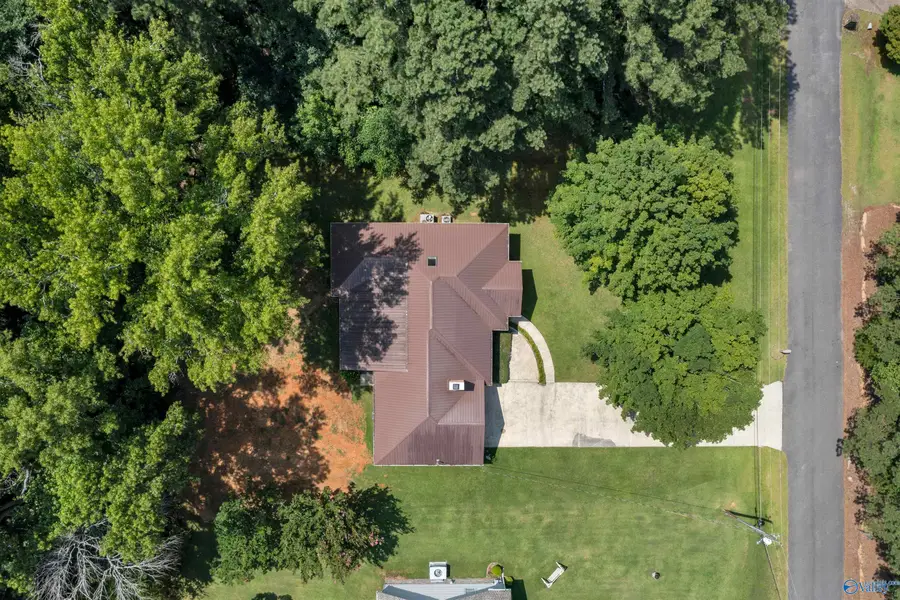 124 Mountain Creek Drive, Gadsden, AL 35901 - #2