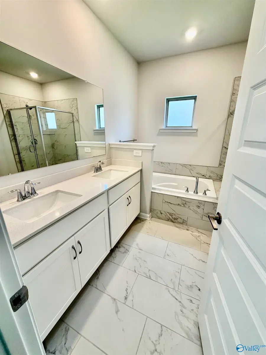 202 Cobbdale Park Drive, Harvest, AL 35749 - #3