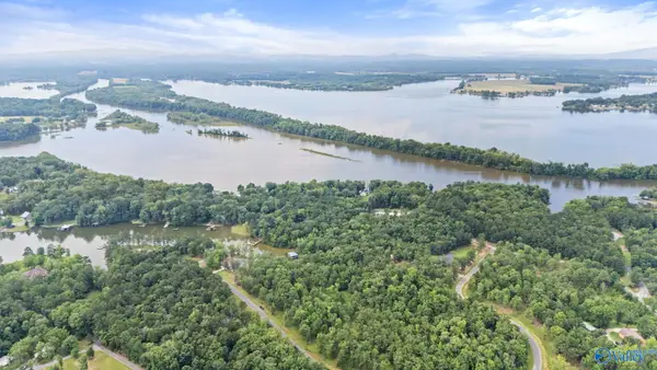 27 County Road 819, Cedar Bluff, AL 35959