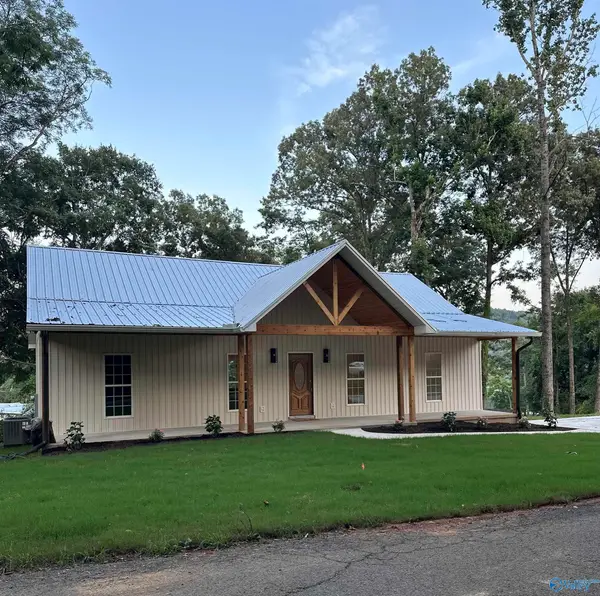 42 Dunsmore Drive, Grant, AL 35747