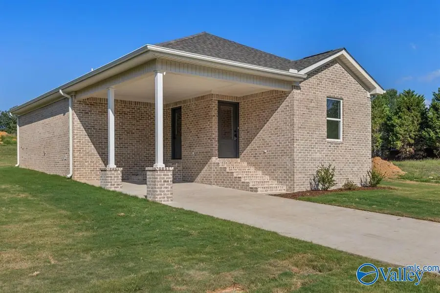 31 S Crown Street, Florence, AL 35630 - #3