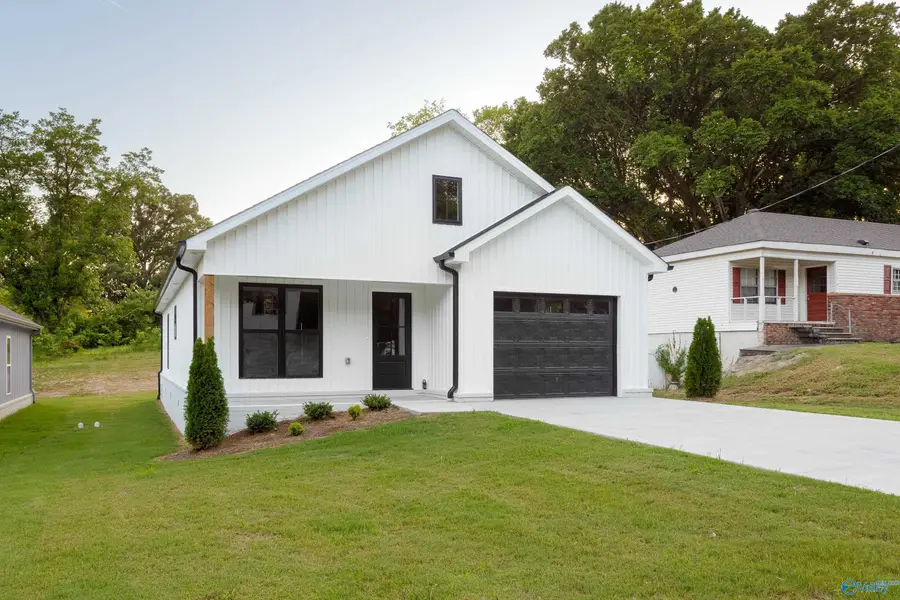 624 Trade Street, Florence, AL 35630 - #2