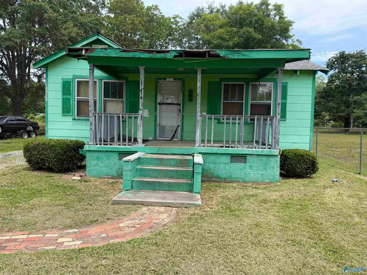 1314 Robinson Avenue E, Gadsden, AL 35903 - #1