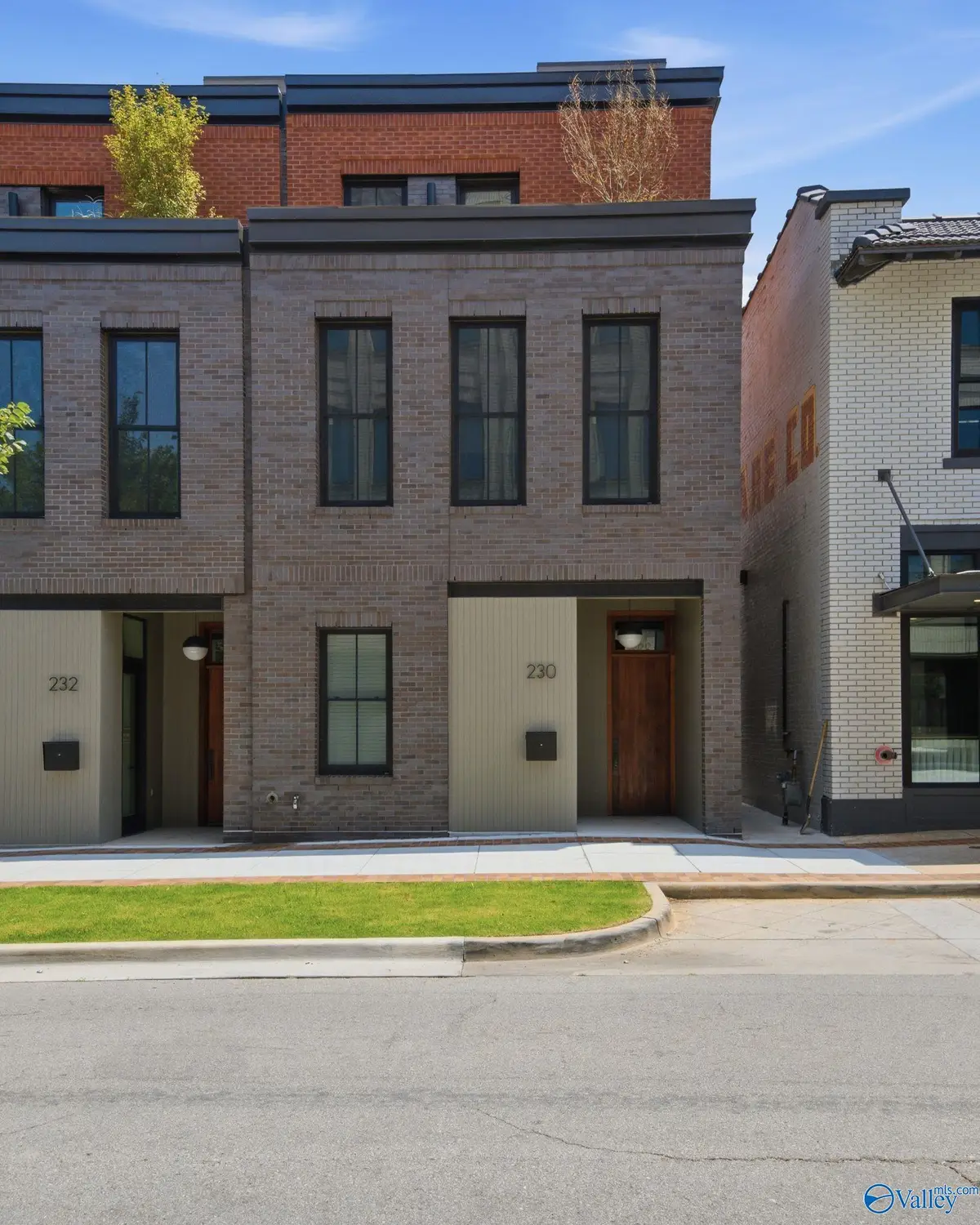 230 NE Washington Street Ne, Huntsville, AL 35801 - #1