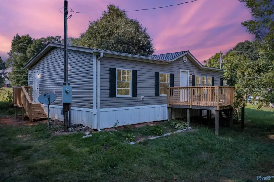 2076 Mountain View Drive, Attalla, AL 35954 - #2