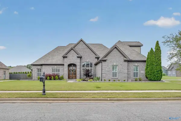 25399 Kingston Drive, Athens, AL 35613