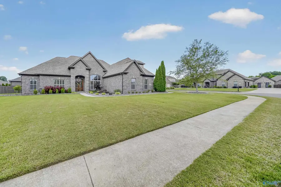 25399 Kingston Drive, Athens, AL 35613 - #3