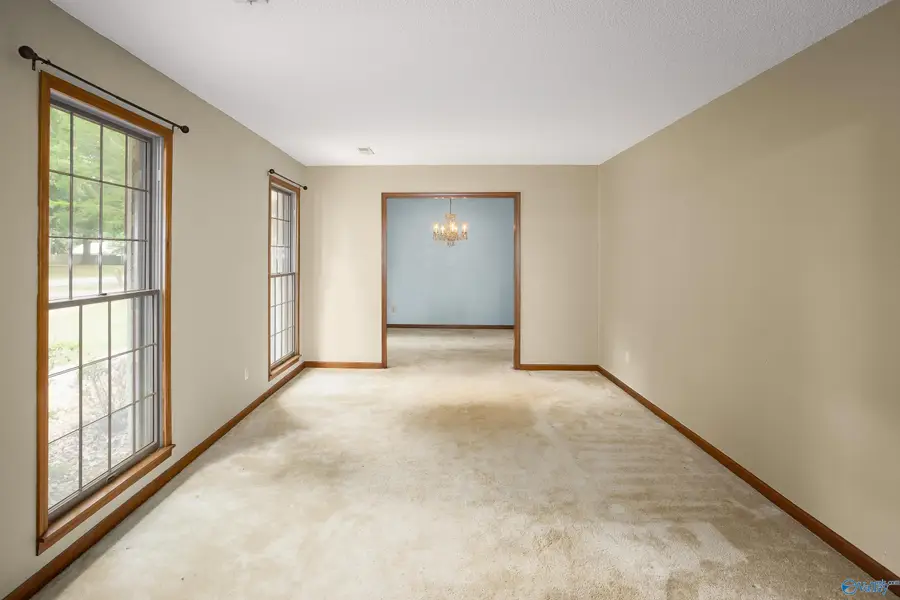 75 Murphy Drive, Florence, AL 35633 - #3