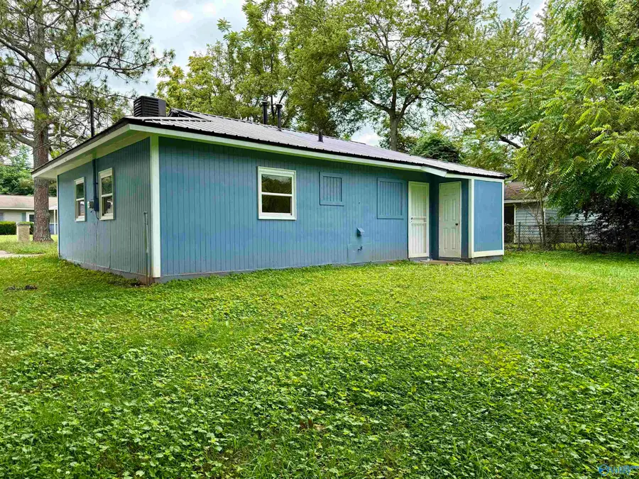 2206 Evans Avenue Nw, Huntsville, AL 35810 - #3