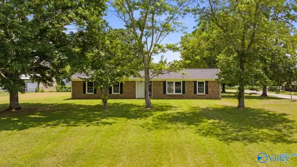 4 Park Street, Fayetteville, TN 37334
