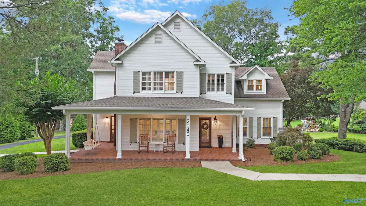 2040 Chapel Hill Road Sw, Decatur, AL 35603 - #1