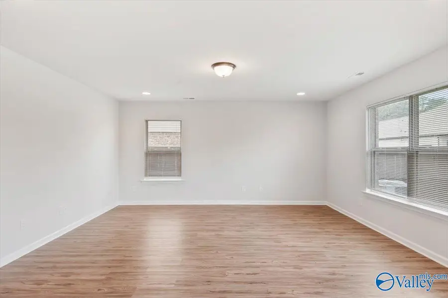 221 Hydra Circle, Huntsville, AL 35811 - #3