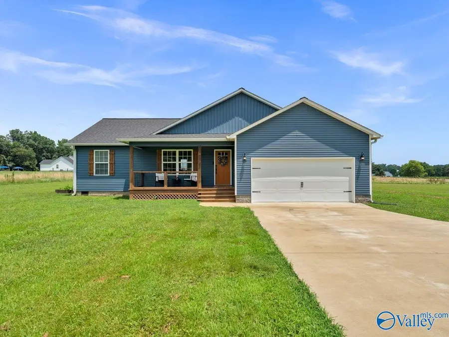 203 Mills Road E, Fort Payne, AL 35967 - #3