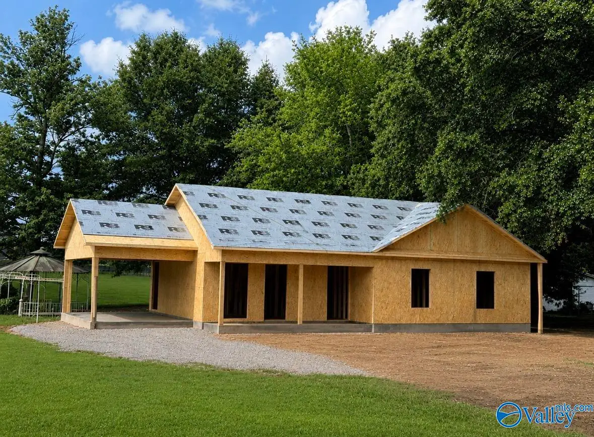 806 Nelson Road, Albertville, AL 35950 - #1