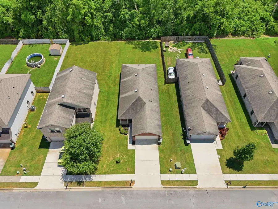 218 Valleyside Drive, Huntsville, AL 35810 - #3