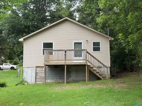 1819 Rayburn Avenue, Guntersville, AL 35976