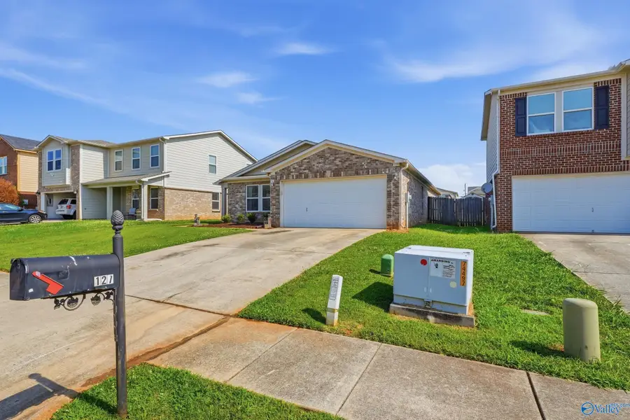 127 Vancouver Road, Meridianville, AL 35759 - #2
