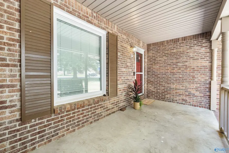 2203 Springdale Drive, Hartselle, AL 35640 - #3
