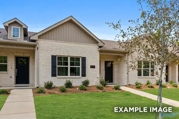 409 Clyde Lane, Hartselle, AL 35640