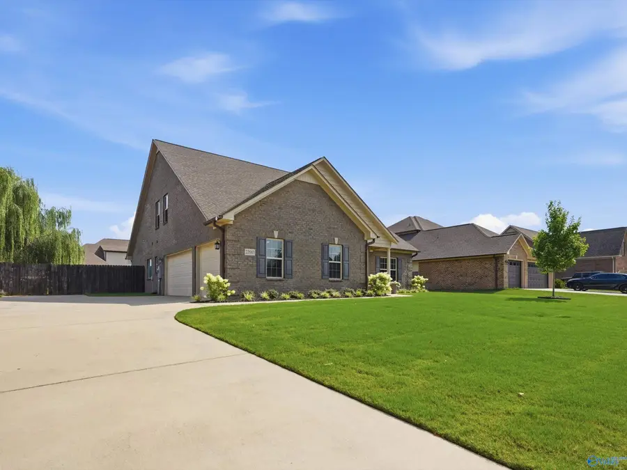 22883 Pin Oak Drive, Athens, AL 35613 - #3