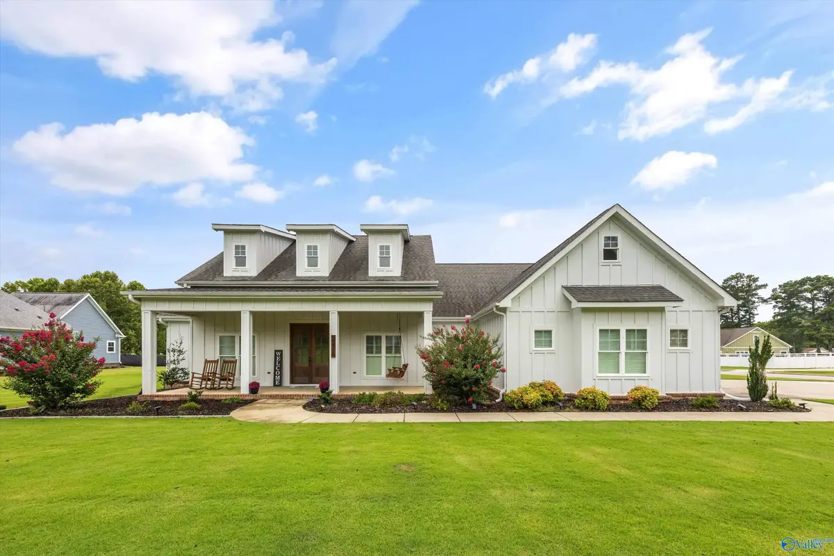 23318 Saint John Road, Athens, AL 35613 - #1