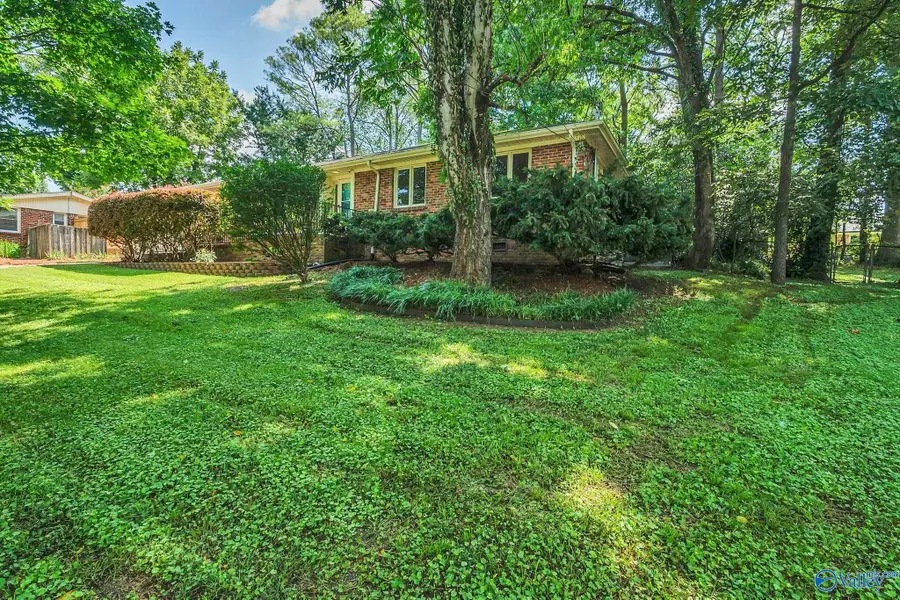 7611 Peacock Drive Sw, Huntsville, AL 35802 - #2