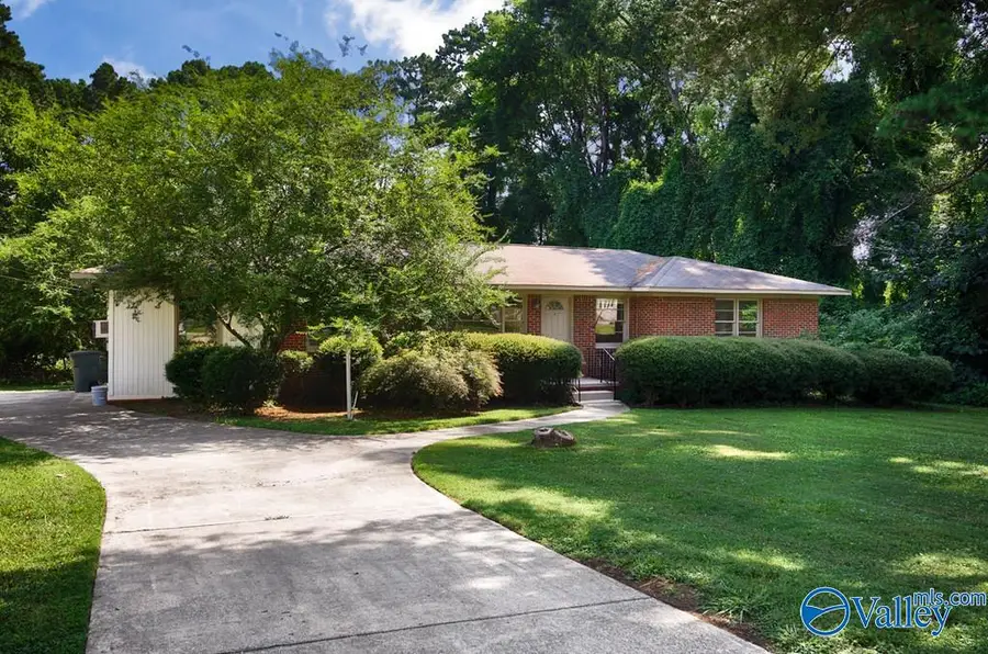 4902 Holmes Avenue, Huntsville, AL 35816 - #3