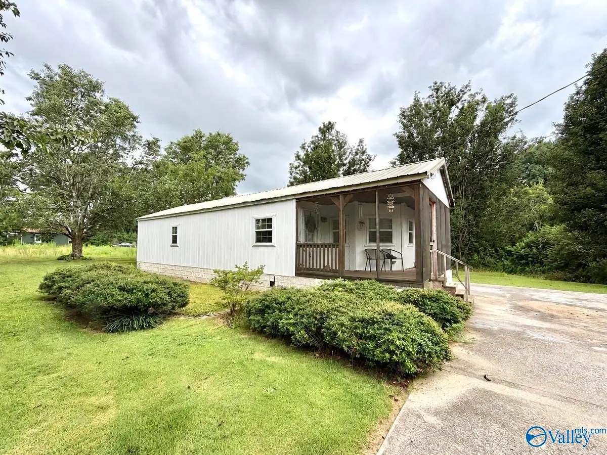97 Holdbrooks Street, Crossville, AL 35962 - #1