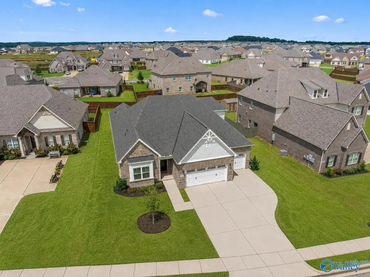 112 Nuckolls Lane, Meridianville, AL 35759 - #1