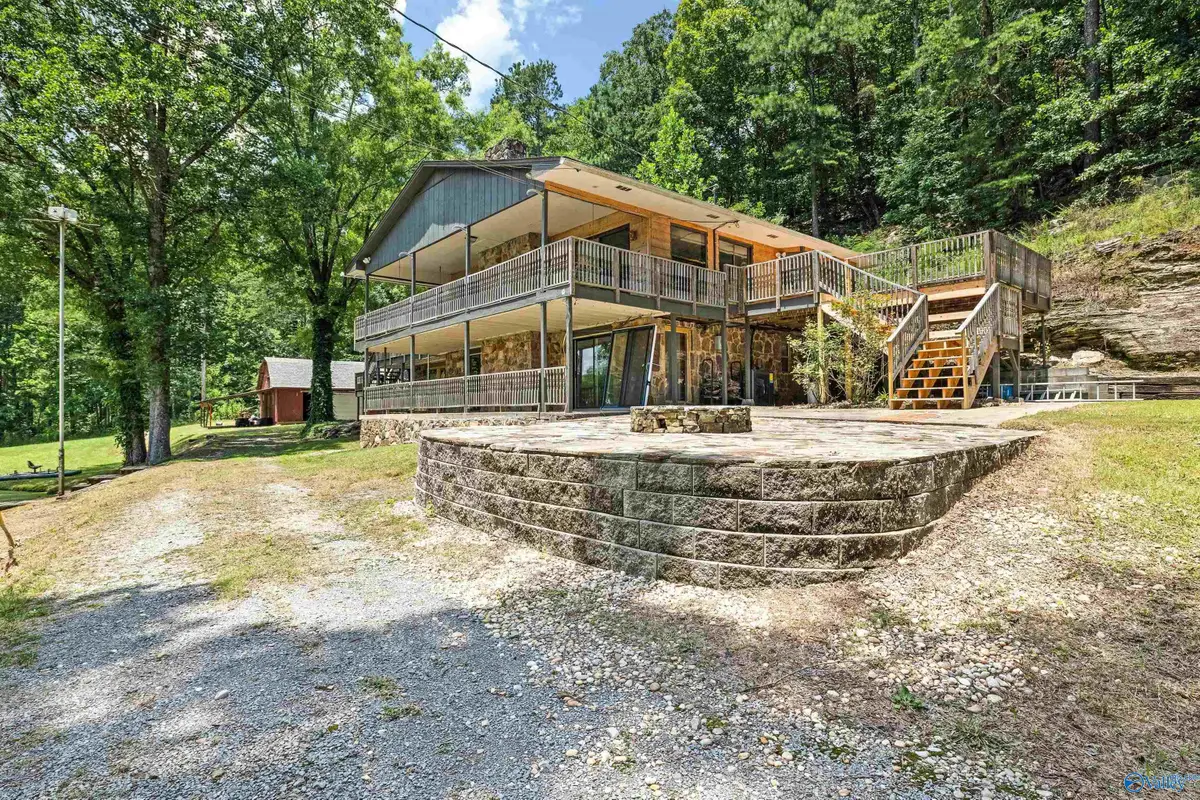 214 Northshore Drive, Oneonta, AL 35121 - #1