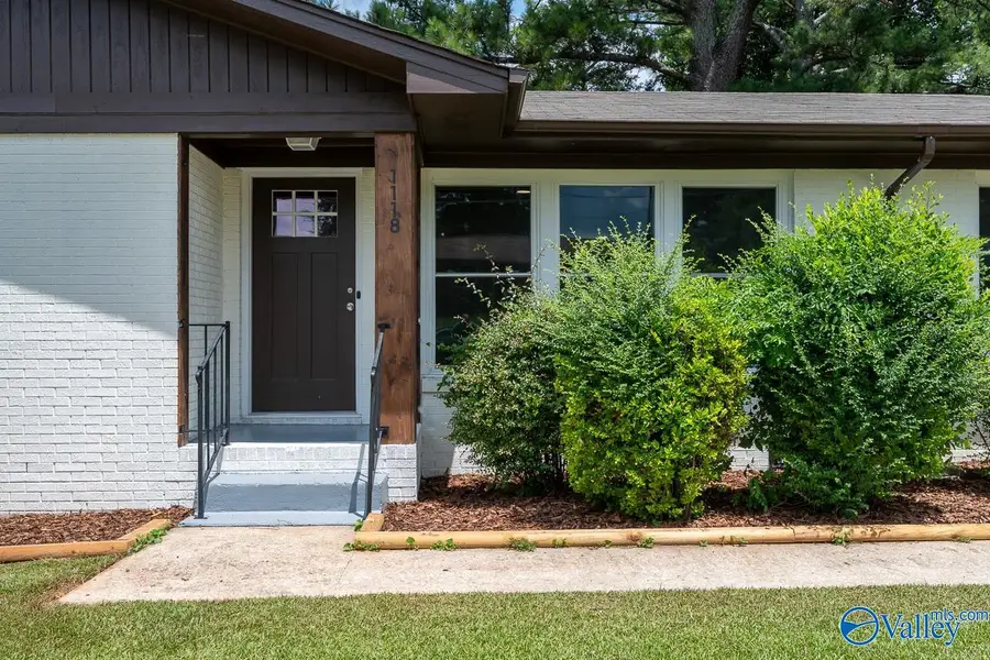 1118 Retlaw Street Nw, Huntsville, AL 35816 - #2