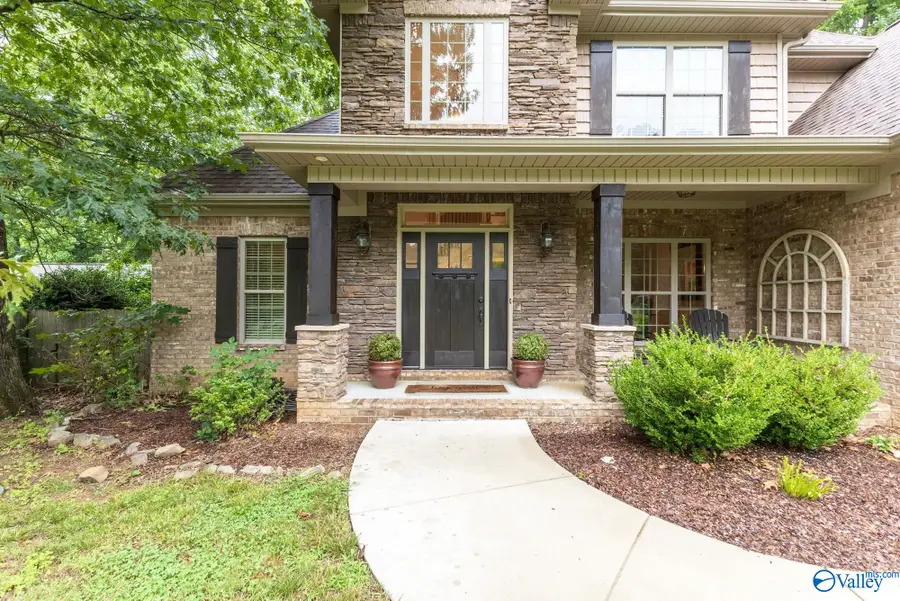 4305 Natchez Drive Se, Huntsville, AL 35801 - #2