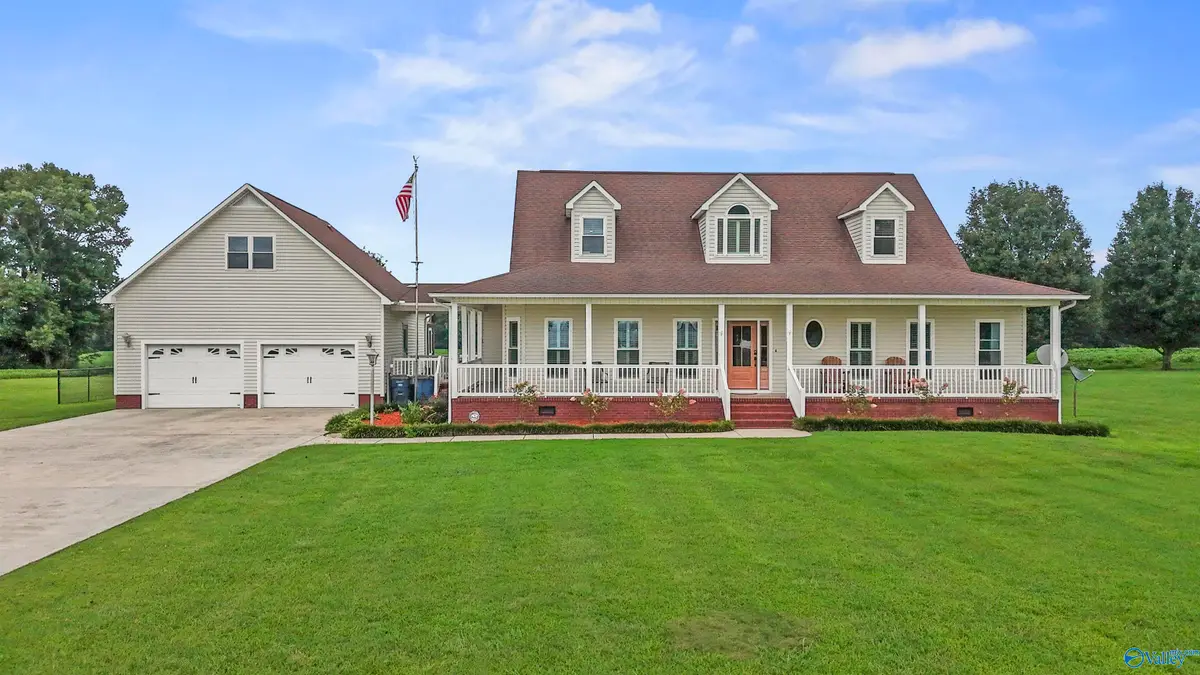 2737 County Road 8, Crossville, AL 35962 - #1