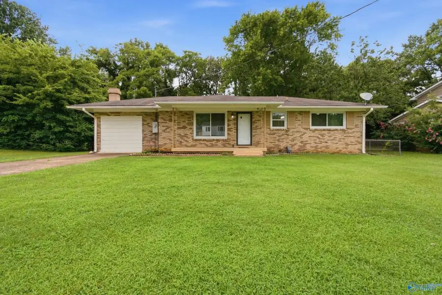 3614 Inglewood Drive Nw, Huntsville, AL 35810 - #2