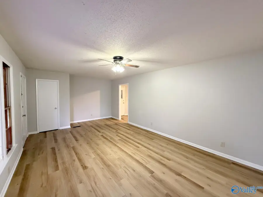 2522 Aspen Avenue Nw, Huntsville, AL 35810 - #3